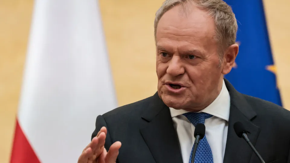 Oposição polaca anuncia moção de censura contra governo de Donald Tusk
